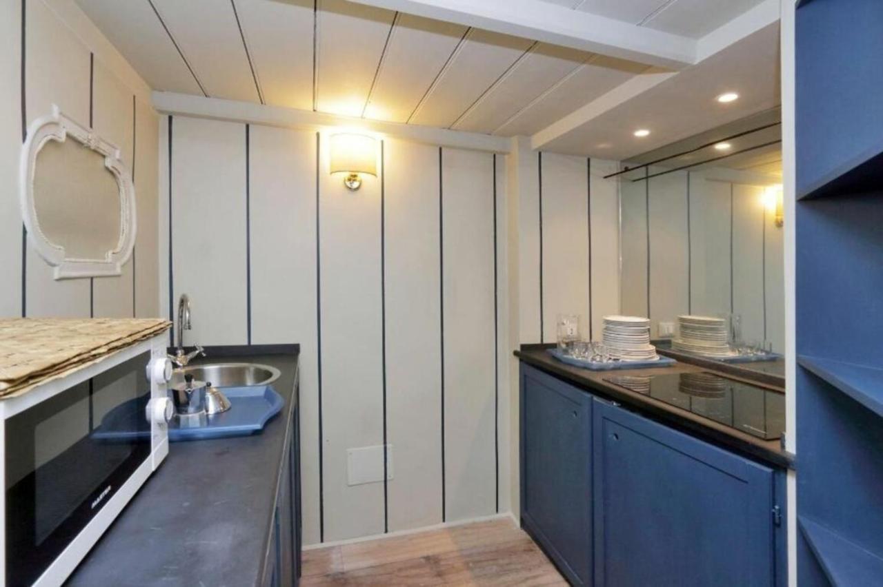 Studio Apt In Rome City Centre Via Gregoriana By Halldis ภายนอก รูปภาพ